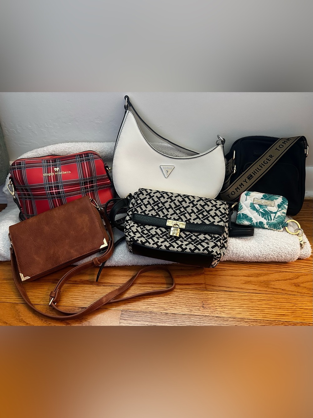 Purse lot- Simply Southern, Tommy Hilfiger, Guess, Urban Expressions